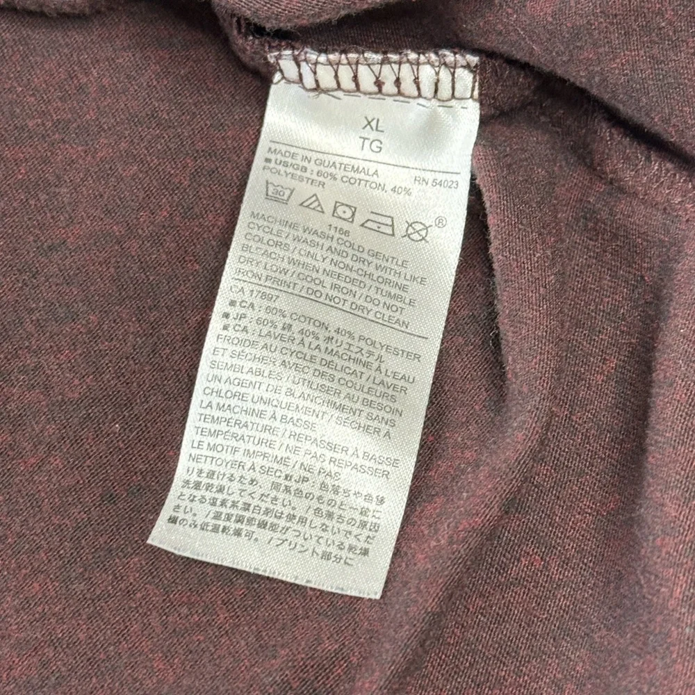 🎸Banana Republic Guitar graphic Crew Neck Tee